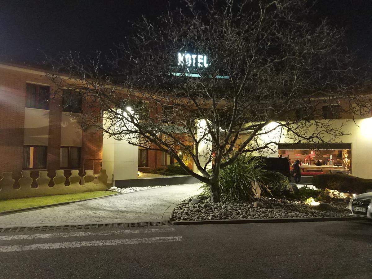 Hotel Els Noguers Manresa Dış mekan fotoğraf